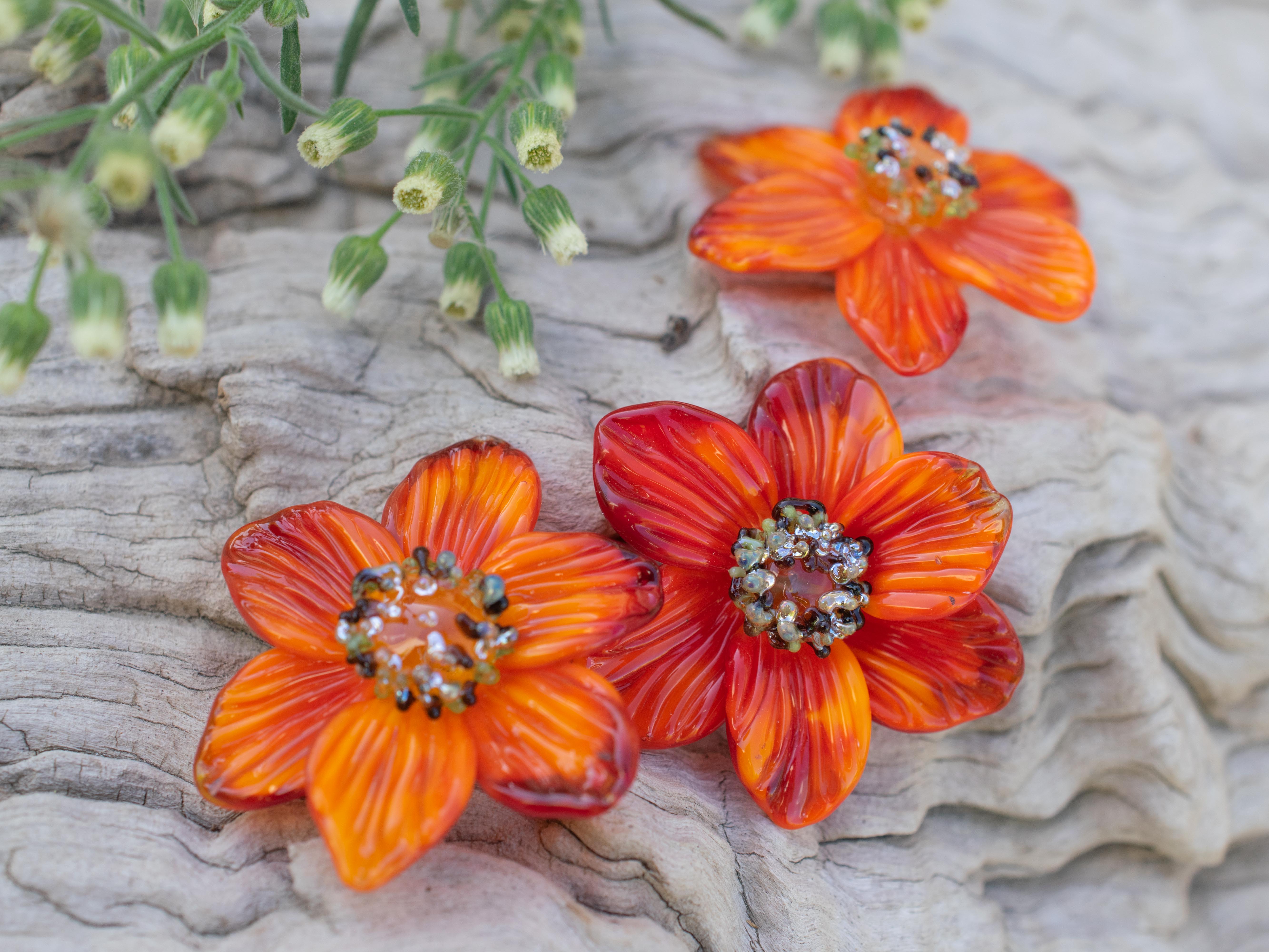 Orange flower bead