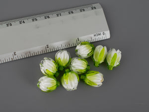 White flower bead