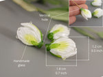 Load image into Gallery viewer, White flower bead
