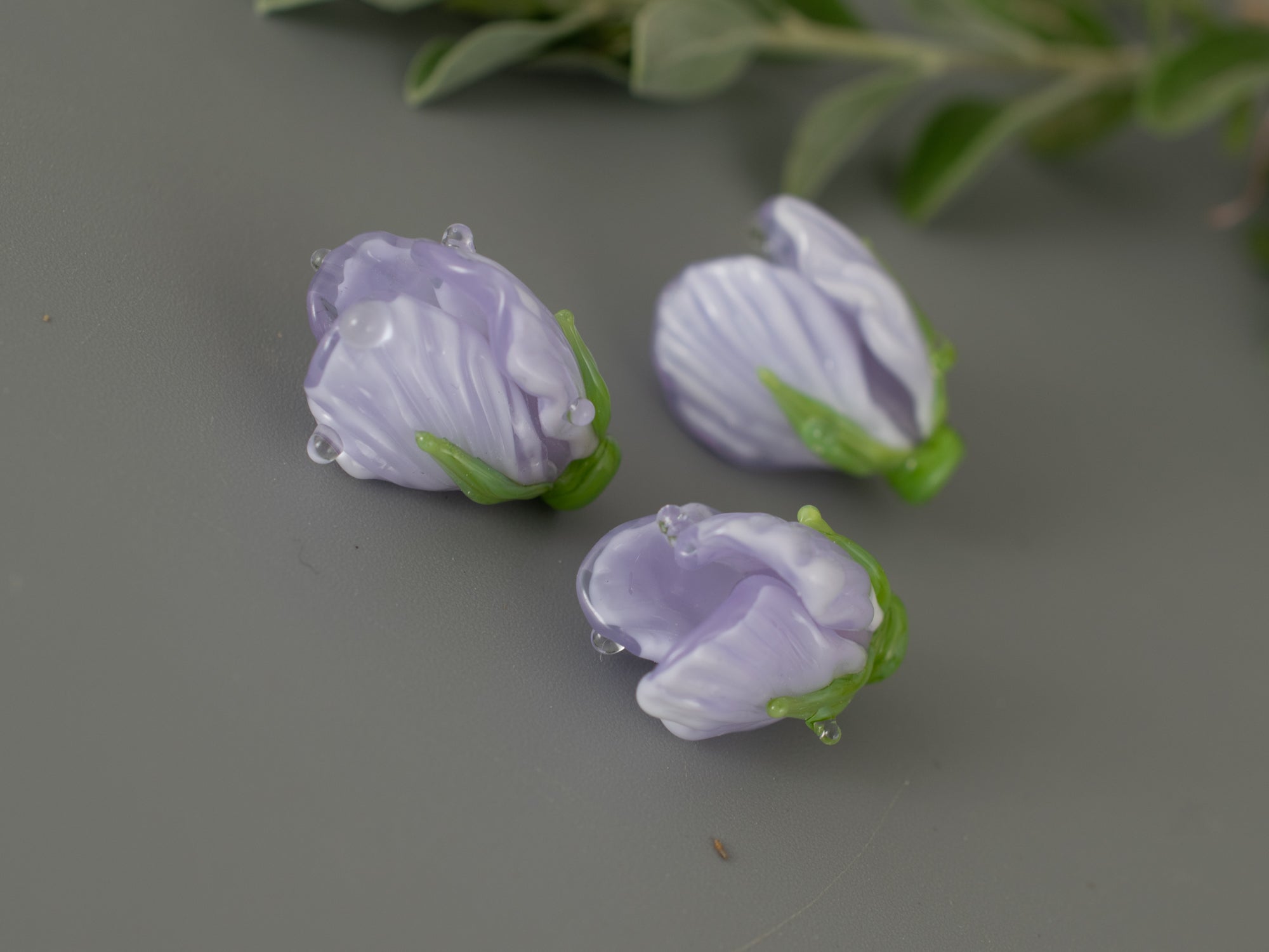 Purple flower bead