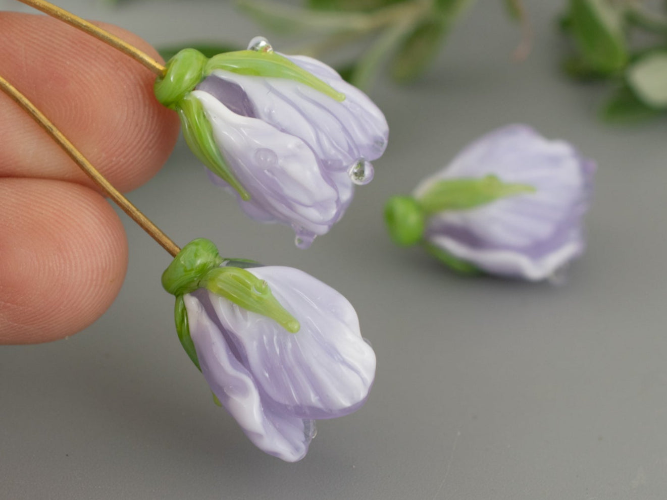 Purple flower bead