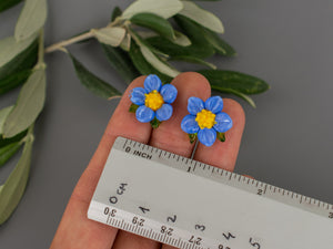 Blue flower stud earrings