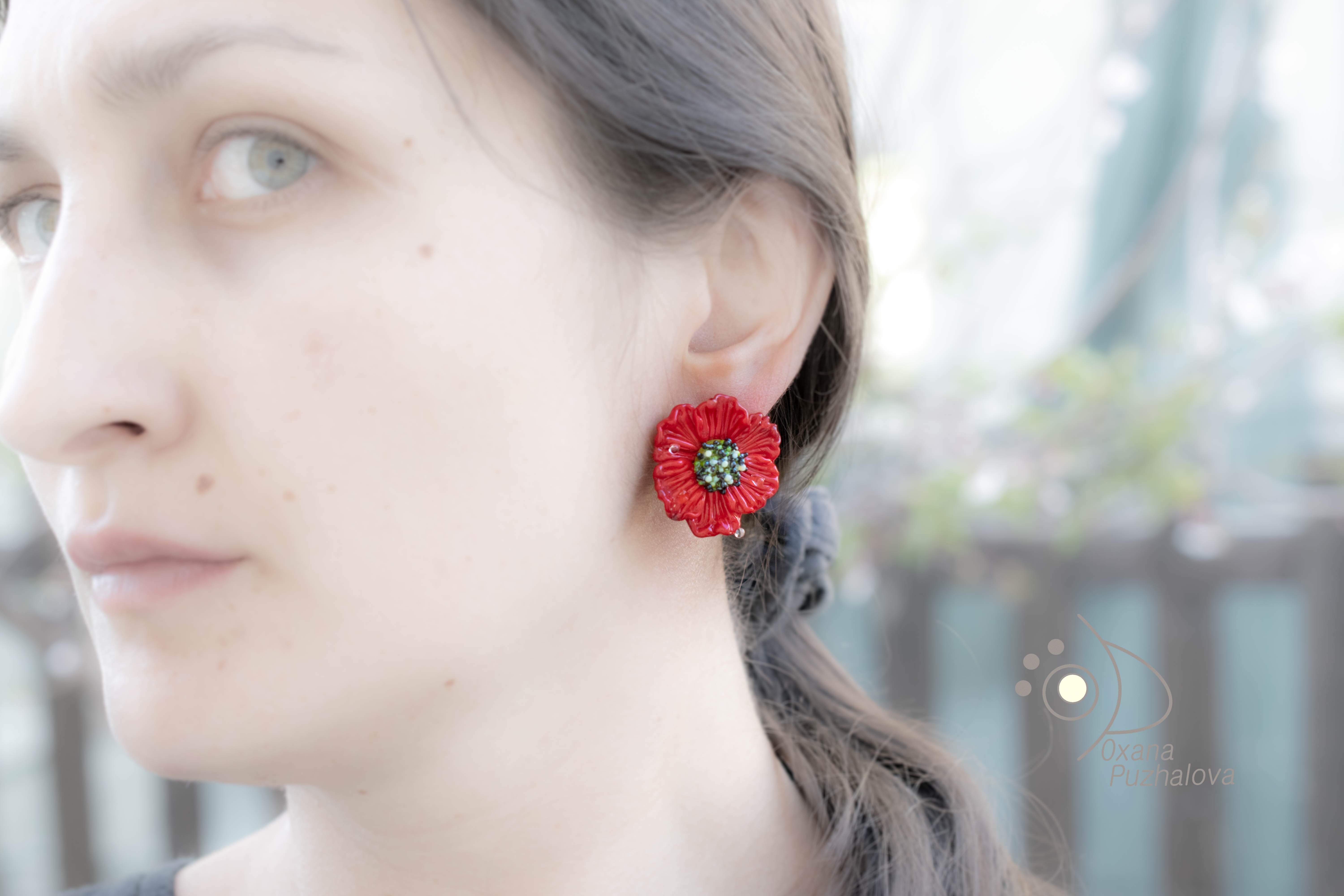 Glass red poppy earrings