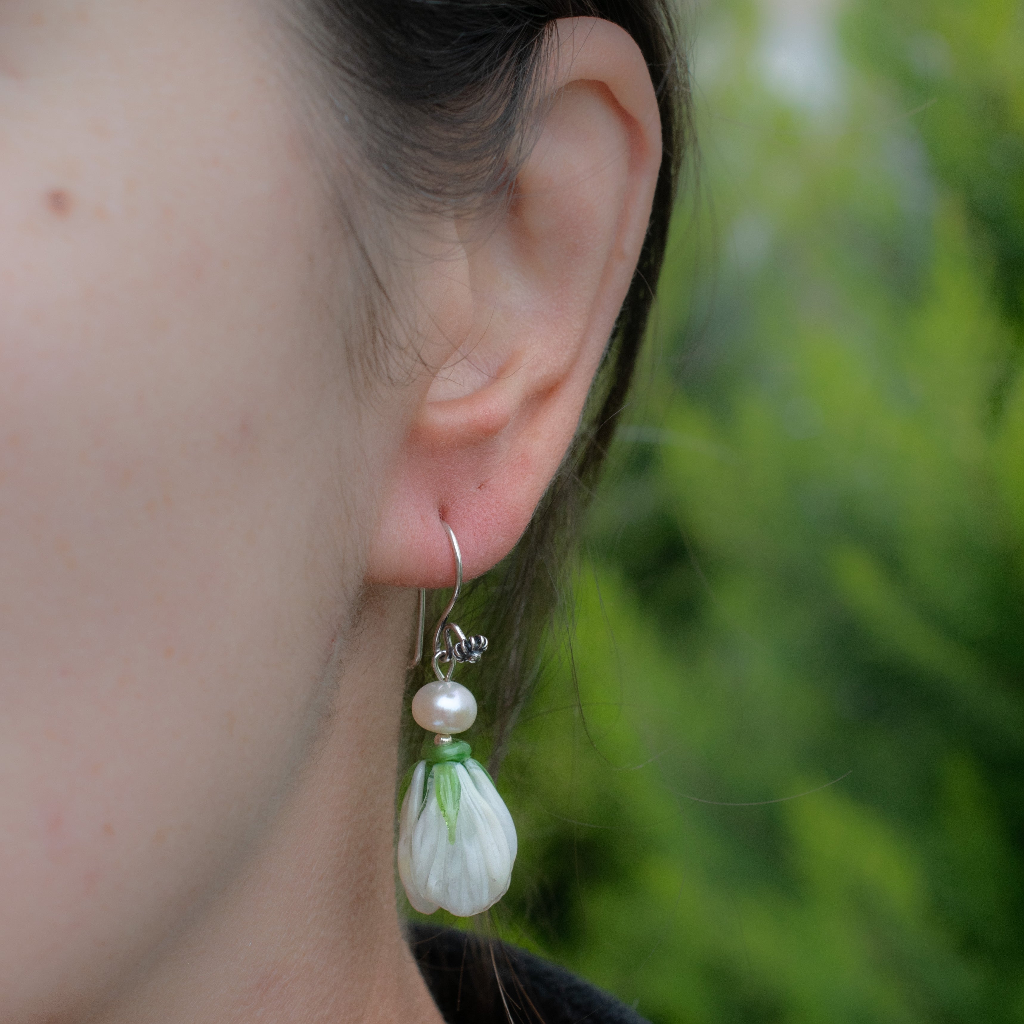 White flower earrings
