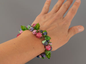 Bee and berries bracelet