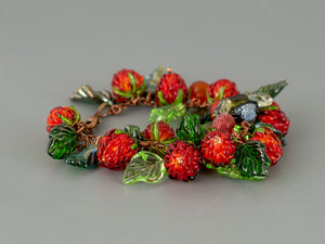 Bee and berries bracelet