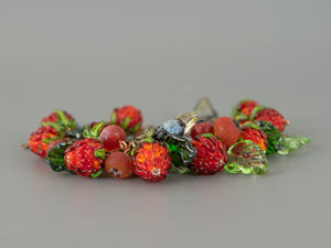 Bee and berries bracelet