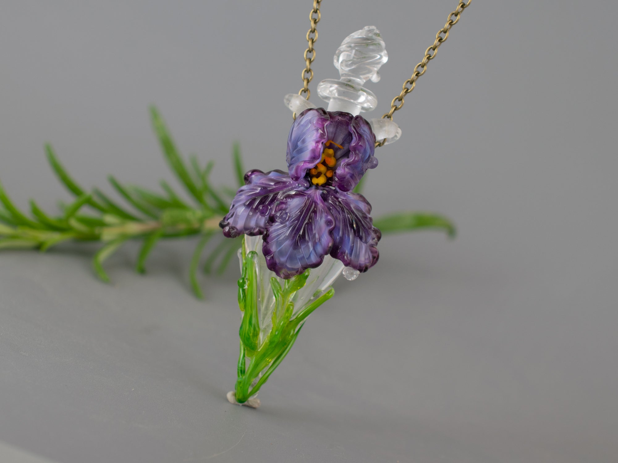 Aromatherapy necklace Iris flower