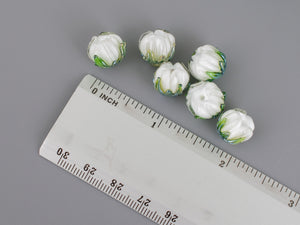 White flower bead