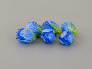 Blue flower bead