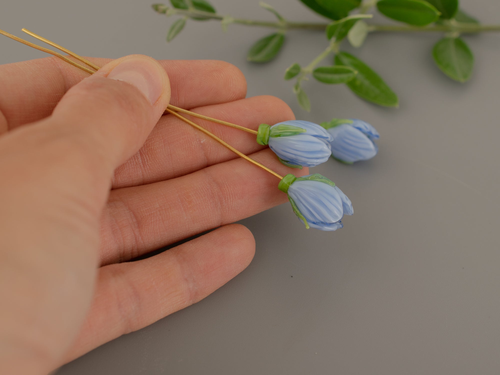 Light blue flower bead