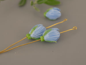 Light blue flower bead