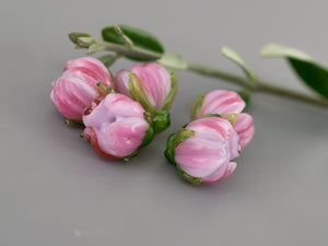 Light pink flower bead