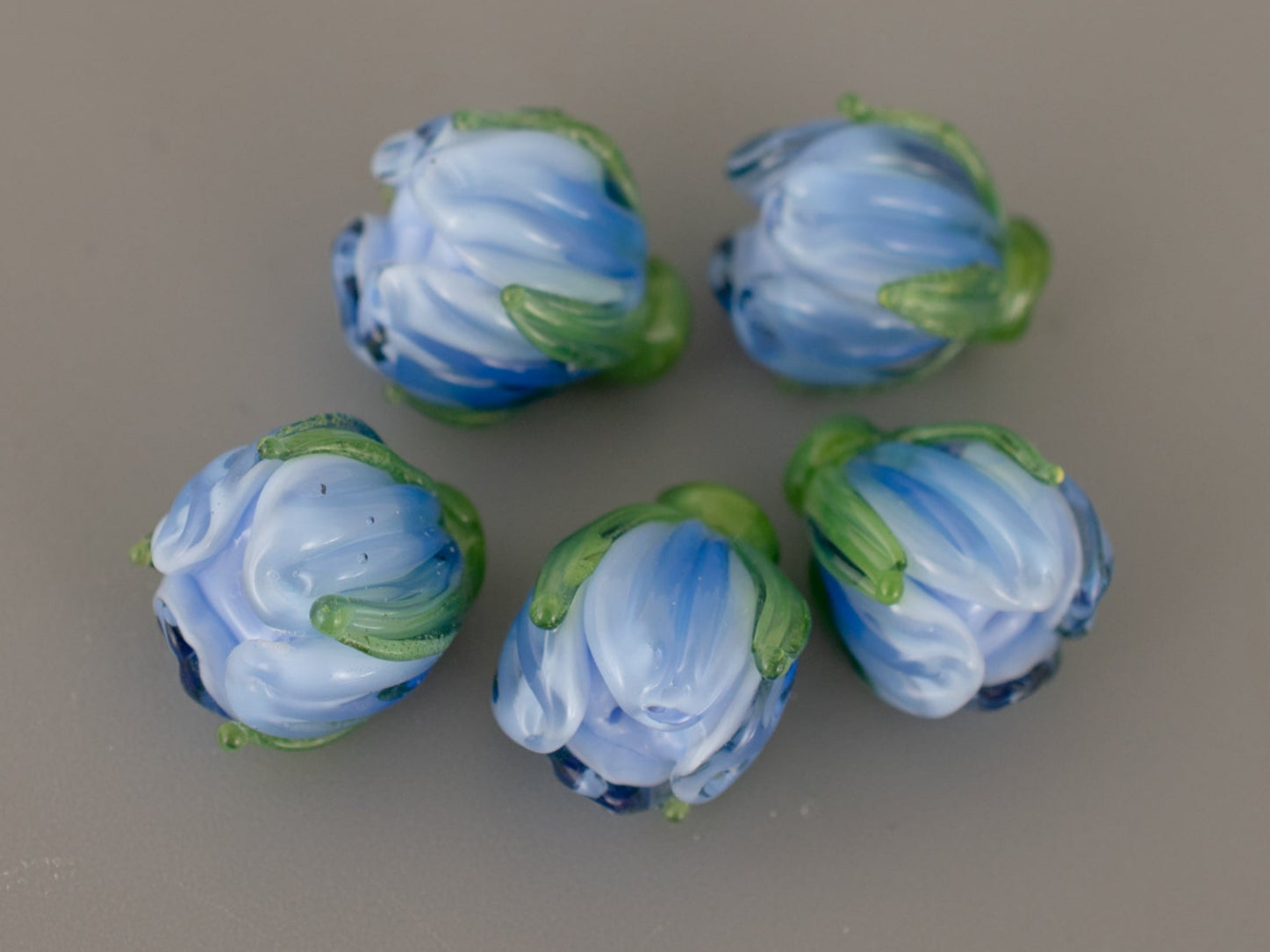 Light blue flower bead