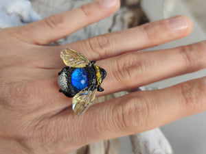 Glass Bee ring  blue ajustable size